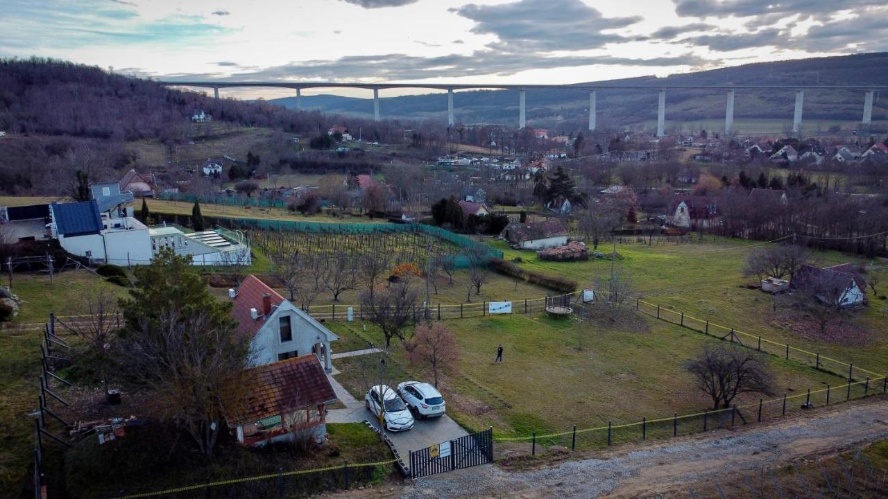 Voelgyhid Village Balaton Koroshegy Exterior photo
