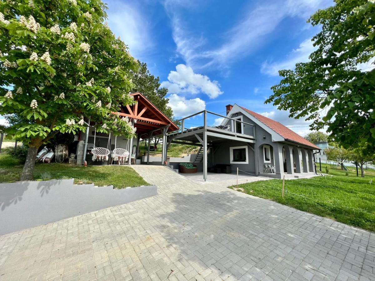 Voelgyhid Village Balaton Koroshegy Exterior photo